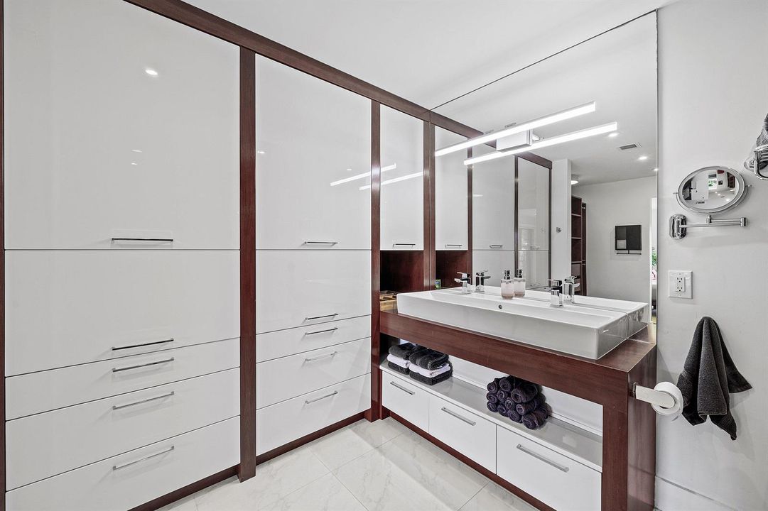 Main Bath