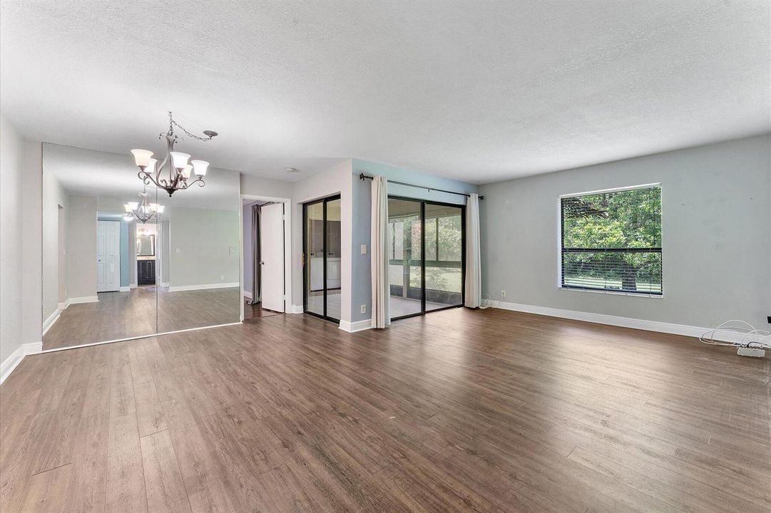 04-3873 NW 35th St #1505_004