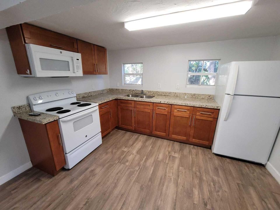 Kitchen 3