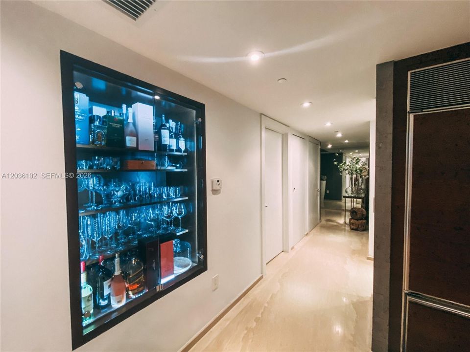 En Venta: $1,800,000 (3 camas, 2 baños, 1977 Pies cuadrados)