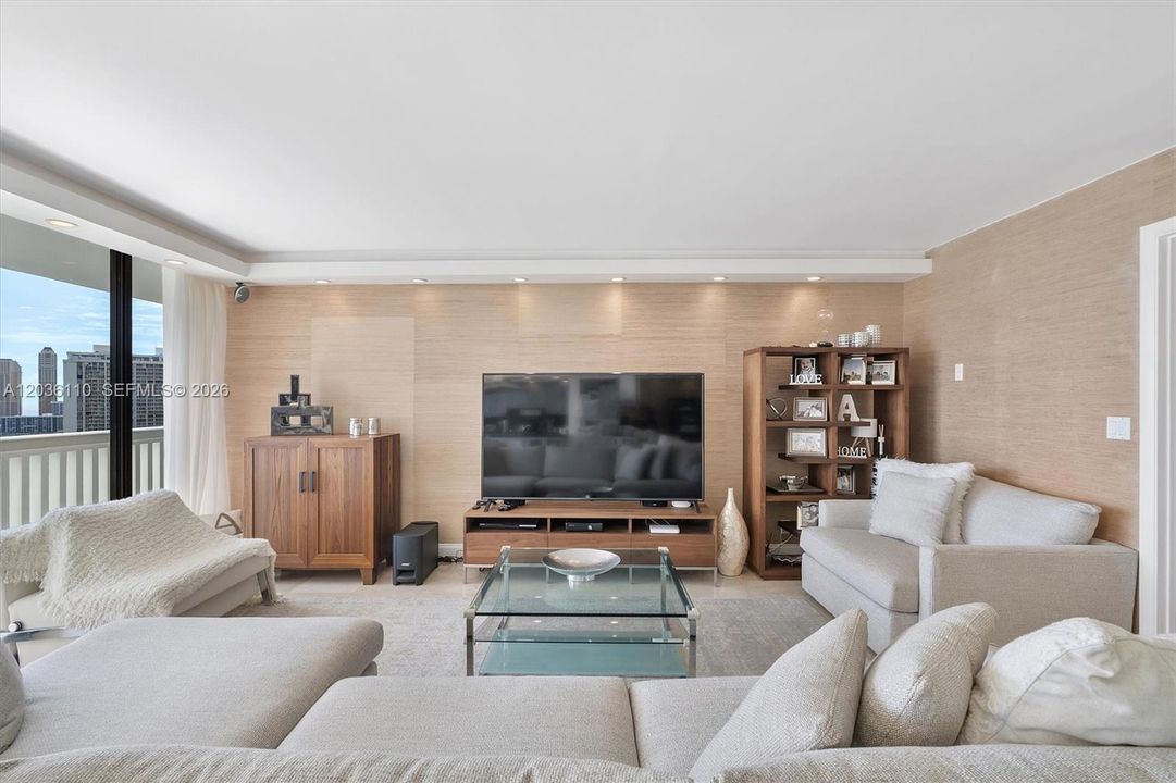 For Sale: $669,000 (3 beds, 2 baths, 1520 Square Feet)