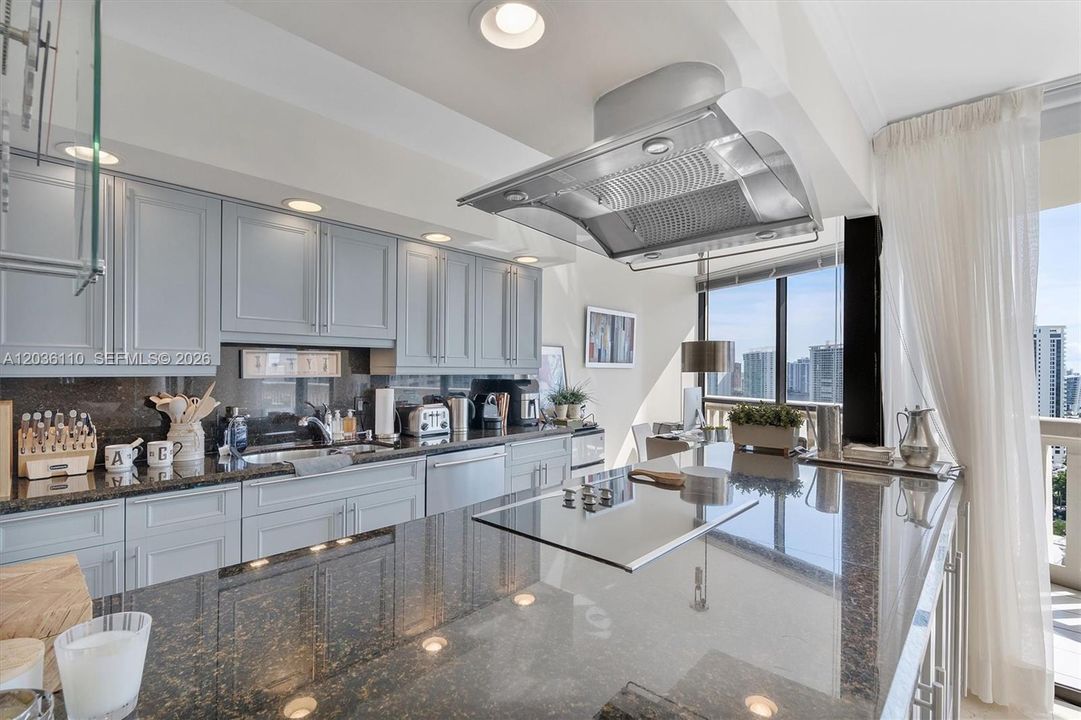 For Sale: $669,000 (3 beds, 2 baths, 1520 Square Feet)