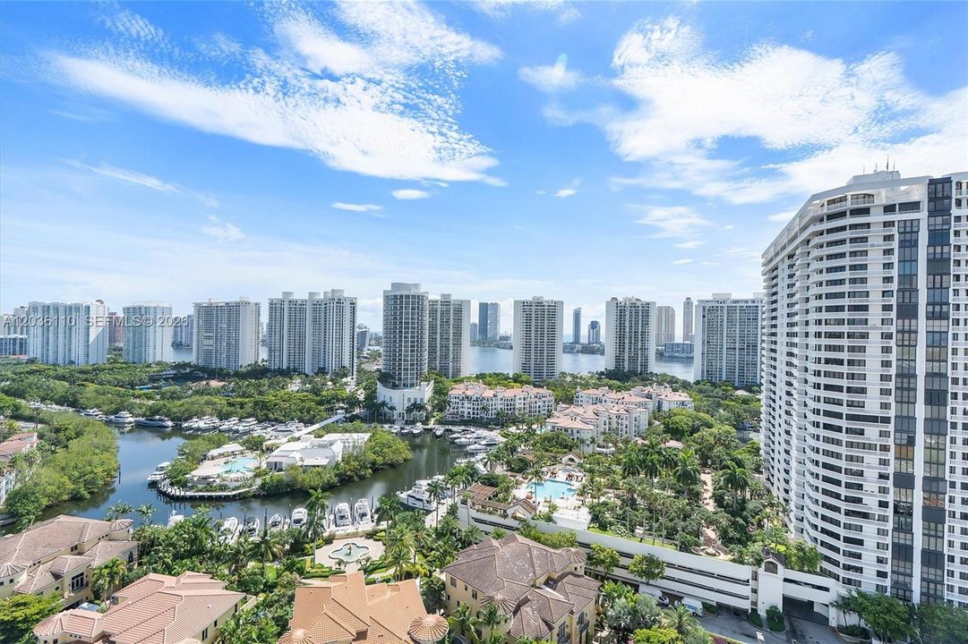 For Sale: $669,000 (3 beds, 2 baths, 1520 Square Feet)