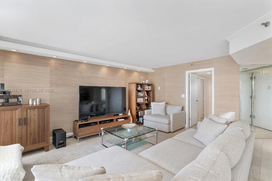For Sale: $669,000 (3 beds, 2 baths, 1520 Square Feet)