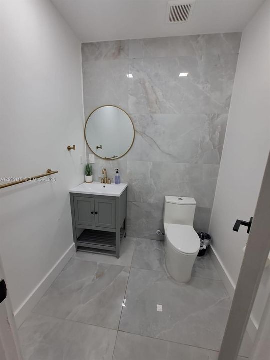 En Renta: $4,600 (3 camas, 2 baños, 1704 Pies cuadrados)
