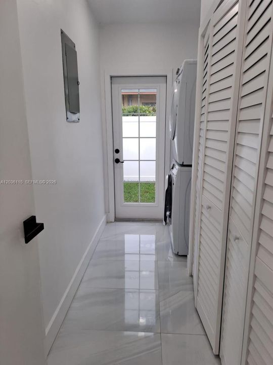 En Renta: $4,600 (3 camas, 2 baños, 1704 Pies cuadrados)