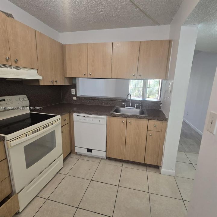 En Venta: $210,000 (2 camas, 2 baños, 820 Pies cuadrados)