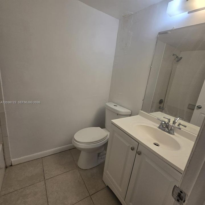 En Venta: $210,000 (2 camas, 2 baños, 820 Pies cuadrados)