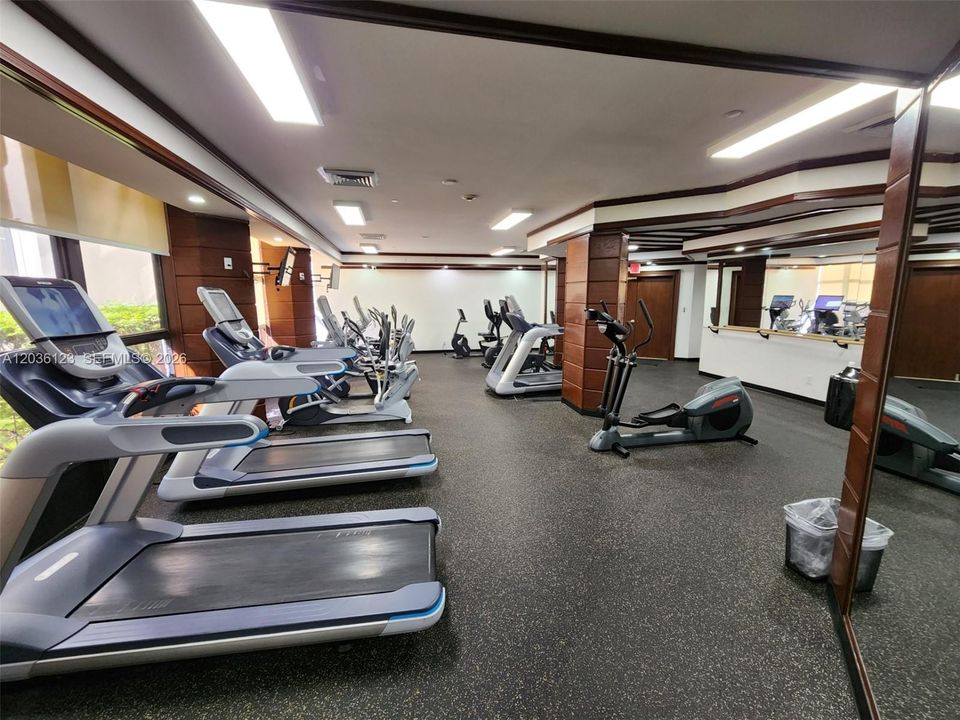 En Venta: $246,000 (1 camas, 1 baños, 918 Pies cuadrados)