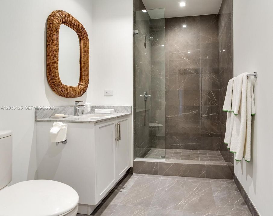 For Sale: $3,750,000 (4 beds, 4 baths, 3370 Square Feet)