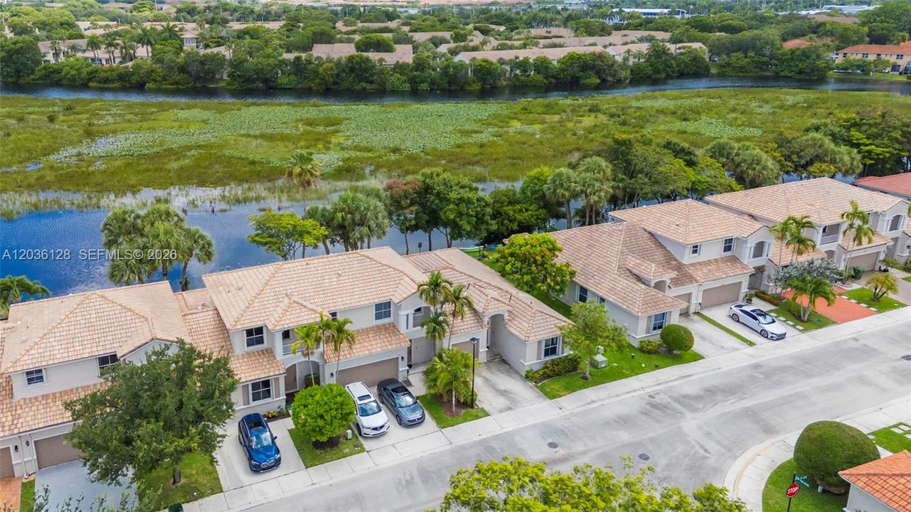 For Rent: $3,400 (3 beds, 2 baths, 1360 Square Feet)