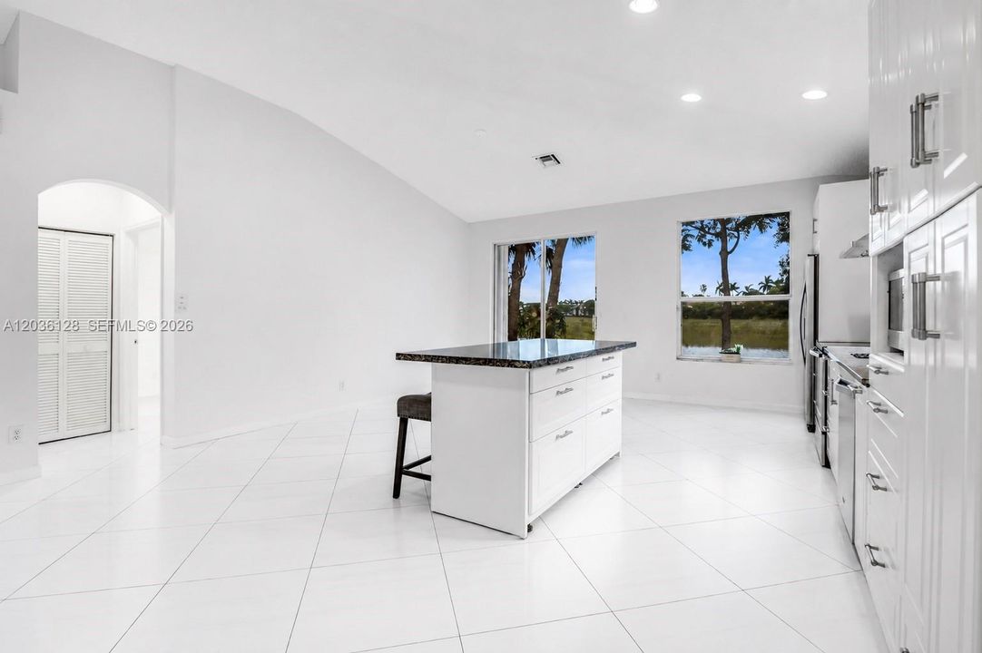For Rent: $3,400 (3 beds, 2 baths, 1360 Square Feet)