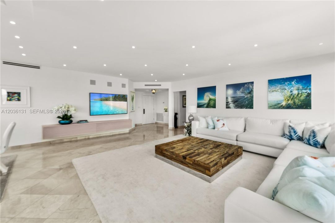 For Rent: $6,750 (3 beds, 2 baths, 1830 Square Feet)