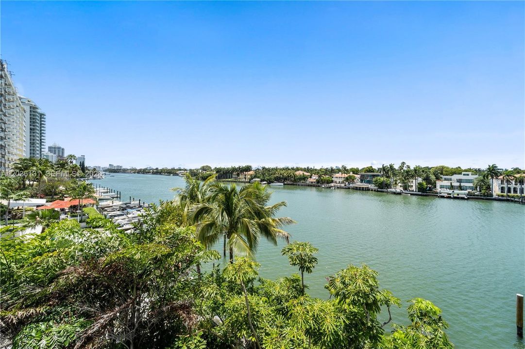 For Rent: $6,750 (3 beds, 2 baths, 1830 Square Feet)