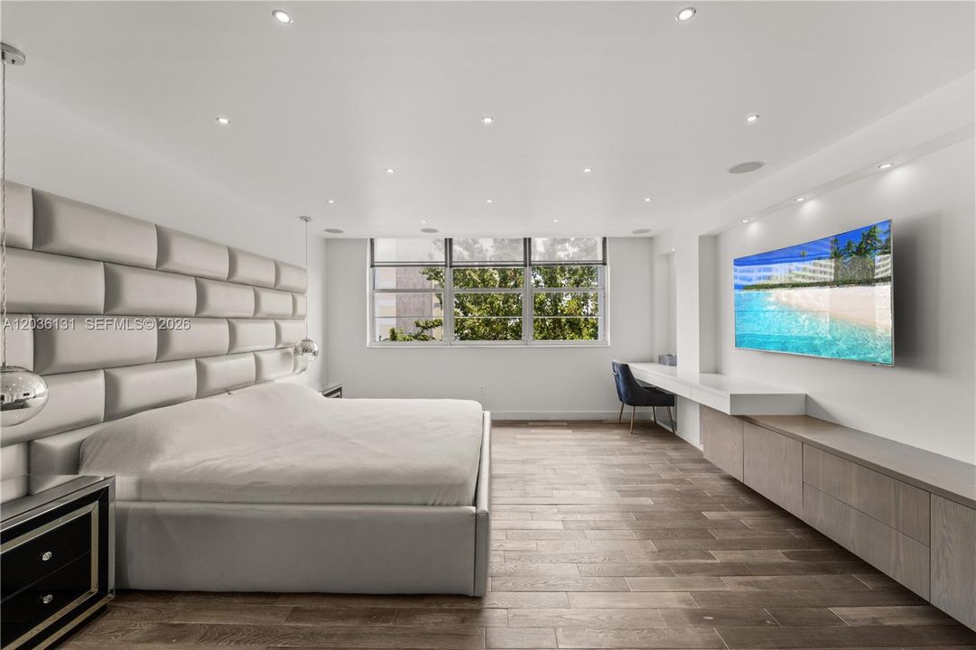 For Rent: $6,750 (3 beds, 2 baths, 1830 Square Feet)