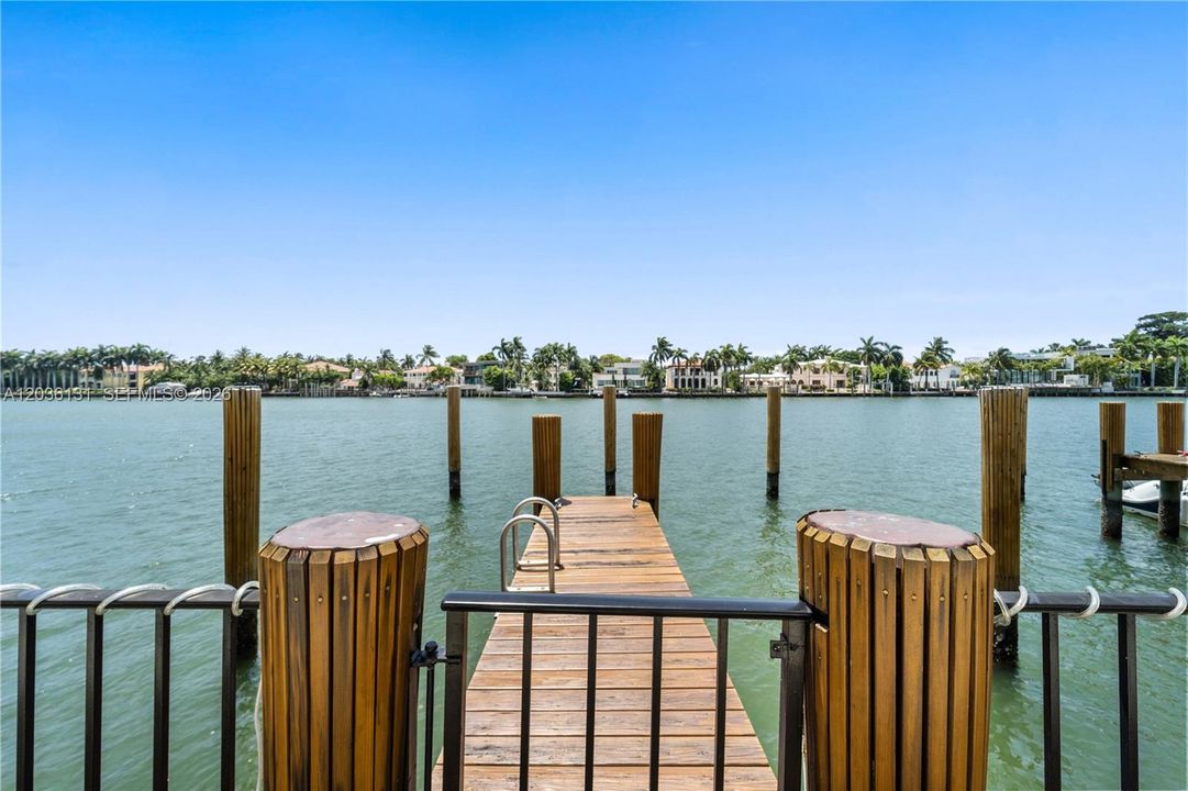 For Rent: $6,750 (3 beds, 2 baths, 1830 Square Feet)