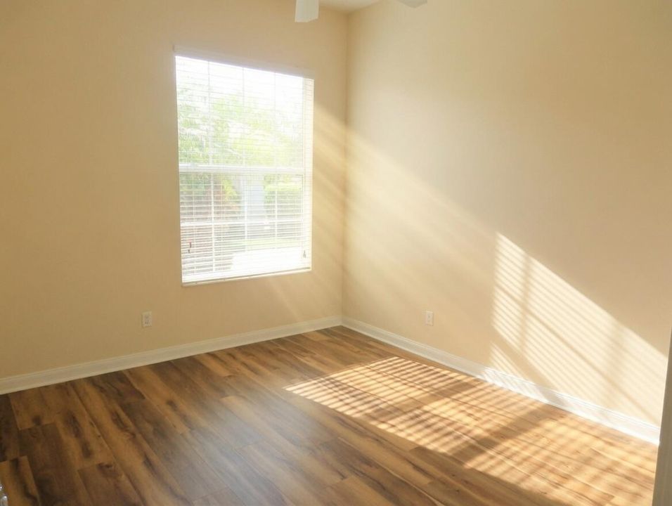 Bedroom 3 grok