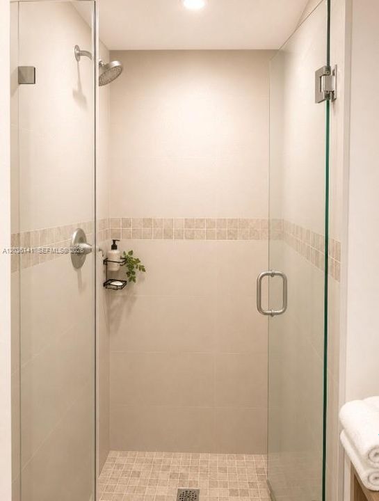В аренду: $3,200 (2 спален, 2 ванн, 1365 Квадратных фут)