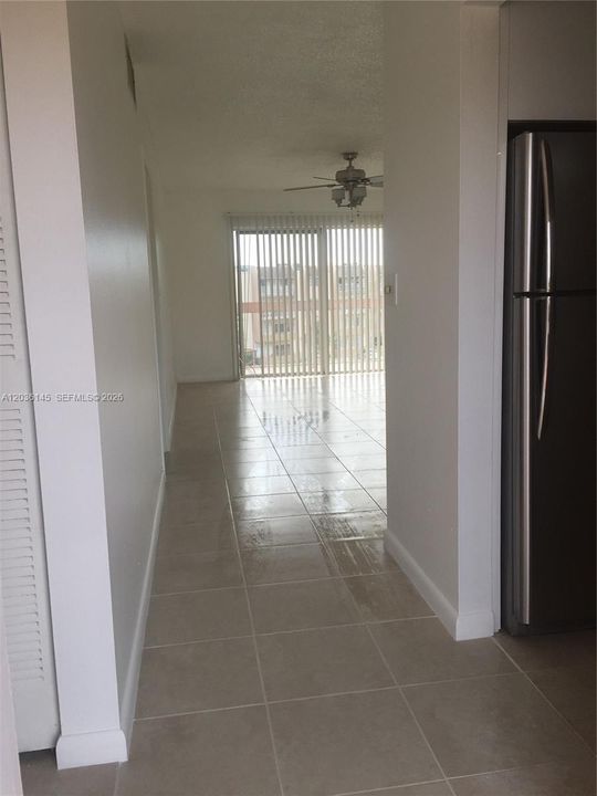 В аренду: $1,880 (1 спален, 1 ванн, 712 Квадратных фут)