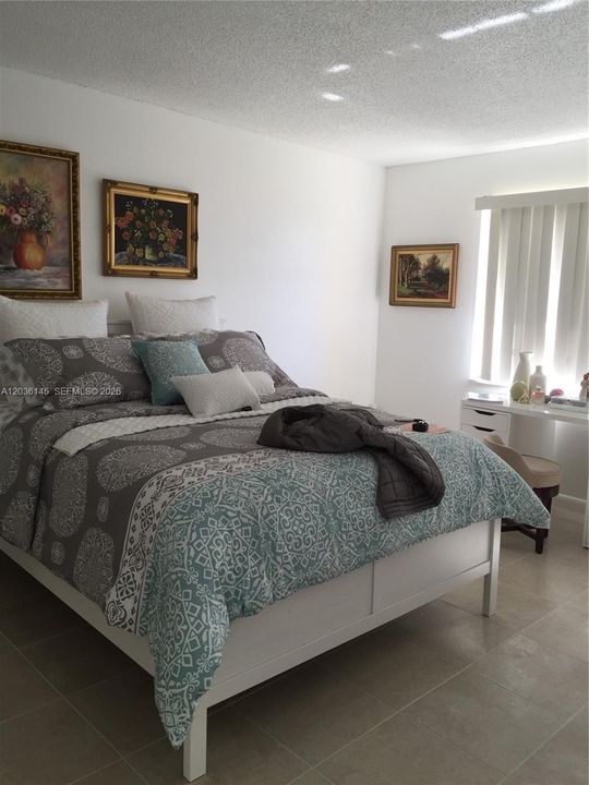 В аренду: $1,880 (1 спален, 1 ванн, 712 Квадратных фут)