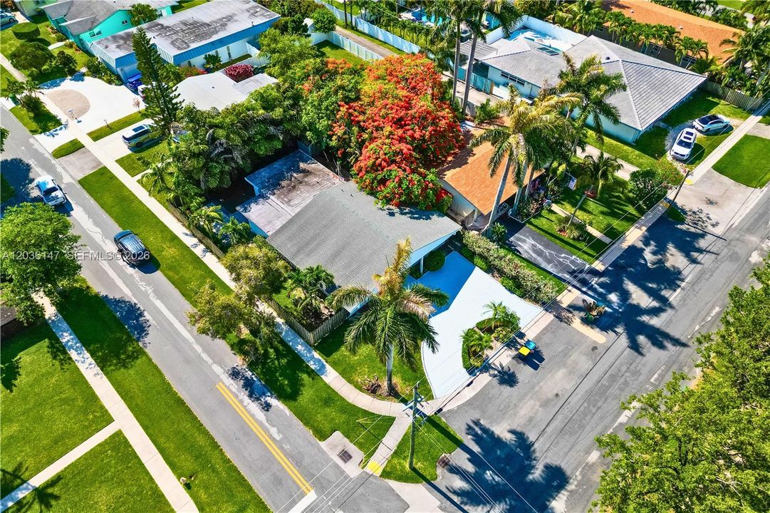 For Sale: $784,000 (4 beds, 4 baths, 2150 Square Feet)
