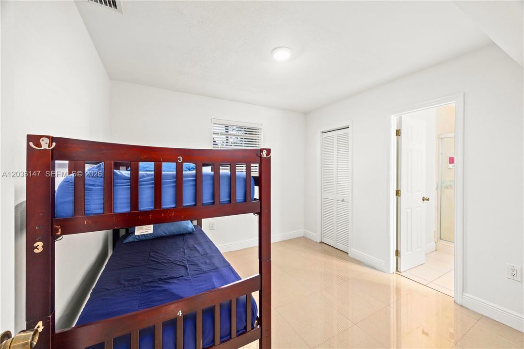 For Sale: $784,000 (4 beds, 4 baths, 2150 Square Feet)