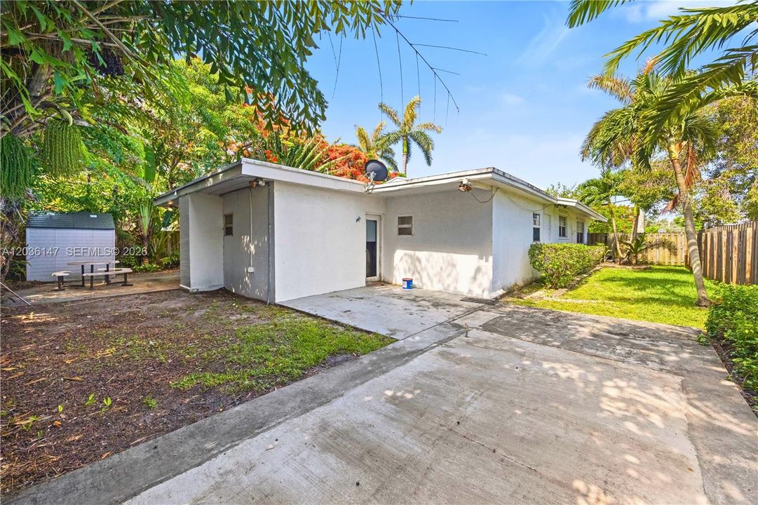 For Sale: $784,000 (4 beds, 4 baths, 2150 Square Feet)
