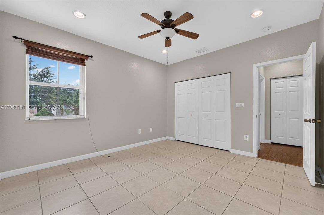 Bedroom 4 - Share a Jack and Jill Bath