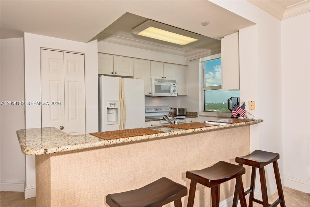 En Venta: $560,000 (2 camas, 2 baños, 1245 Pies cuadrados)