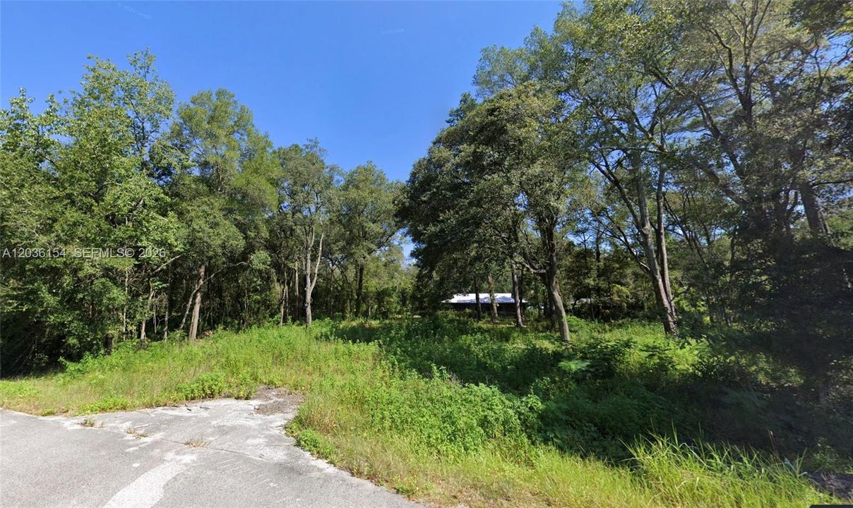En Venta: $24,900 (0.24 acres)