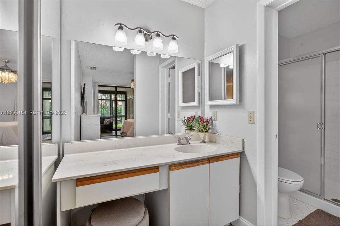 For Sale: $325,000 (3 beds, 2 baths, 1120 Square Feet)