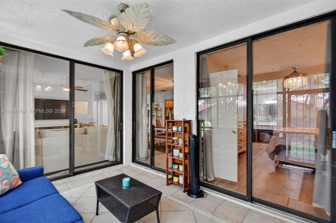 For Sale: $325,000 (3 beds, 2 baths, 1120 Square Feet)
