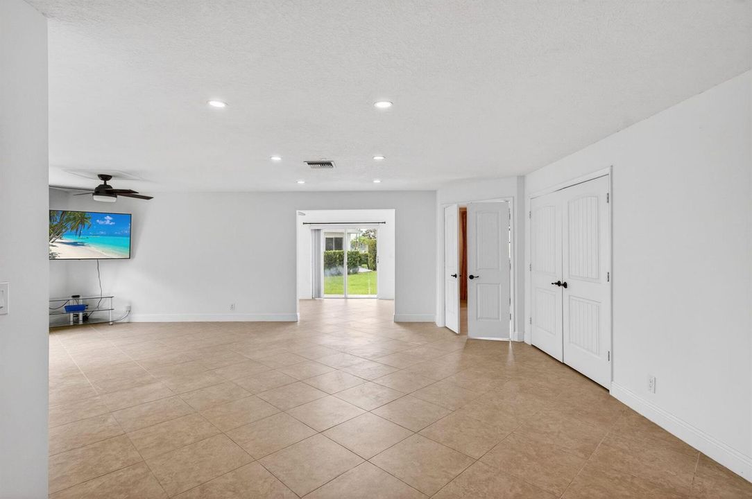 Living / Dining Room