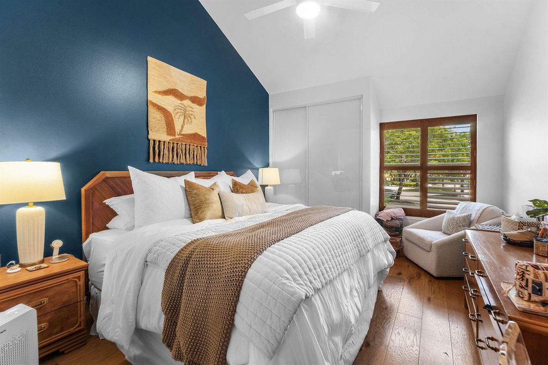 013-8104OaktonCourt-C-WestPalmBeach-FL-3