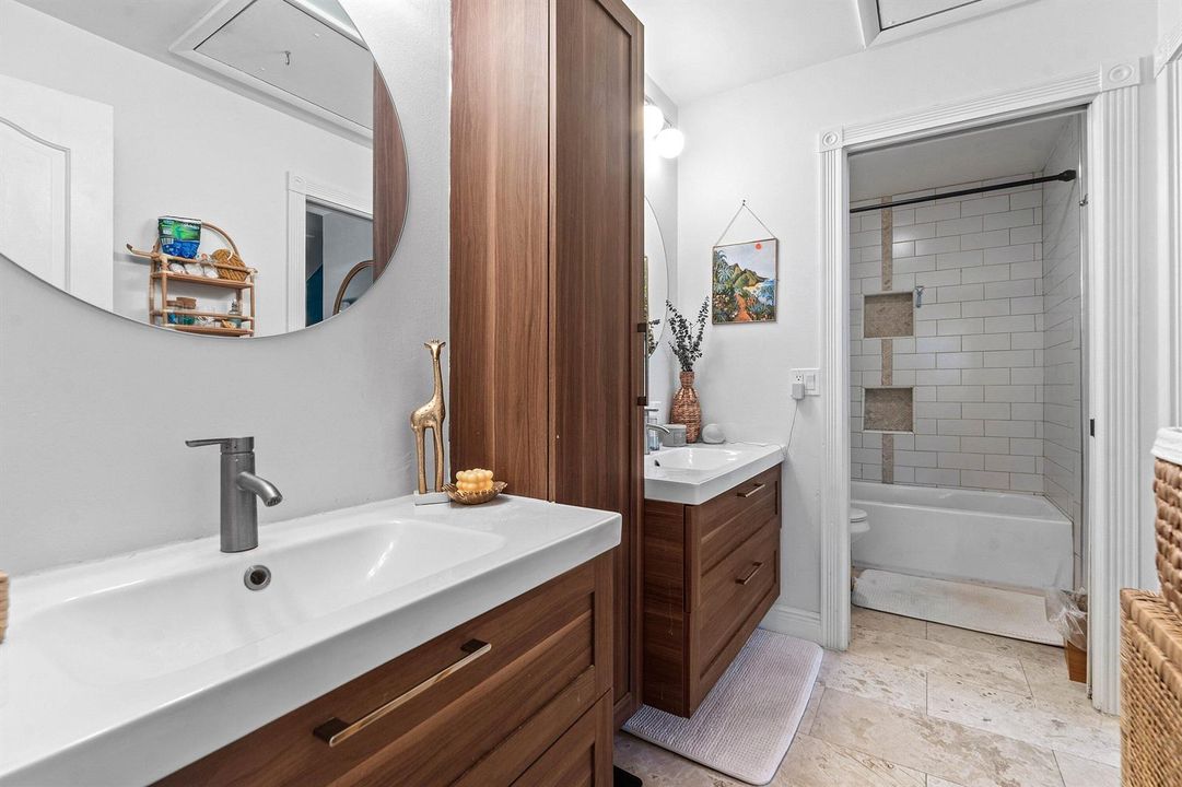 016-8104OaktonCourt-C-WestPalmBeach-FL-3
