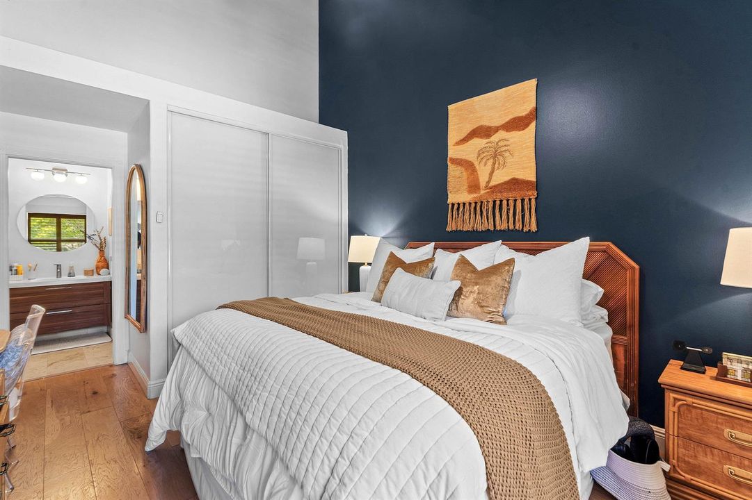 014-8104OaktonCourt-C-WestPalmBeach-FL-3
