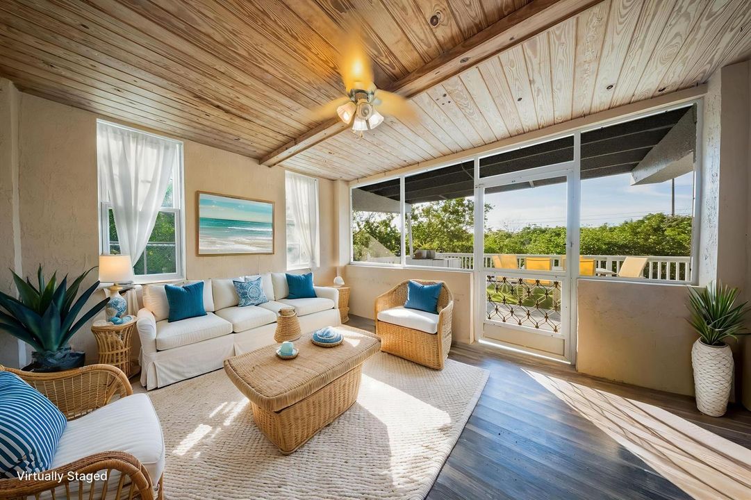 133-Screen-Sunroom