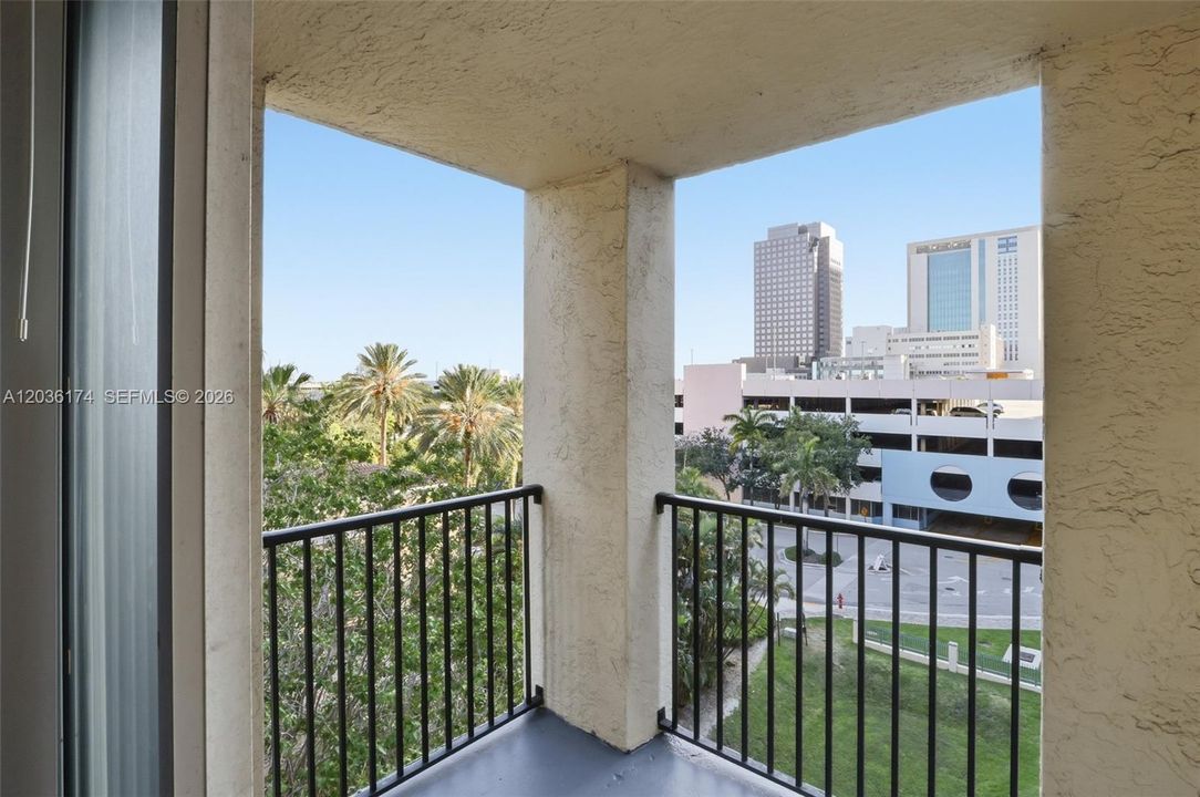 For Rent: $3,050 (3 beds, 2 baths, 1447 Square Feet)