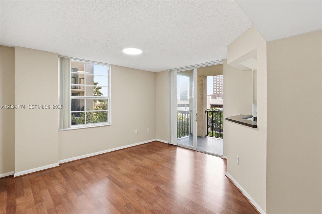 For Rent: $3,050 (3 beds, 2 baths, 1447 Square Feet)