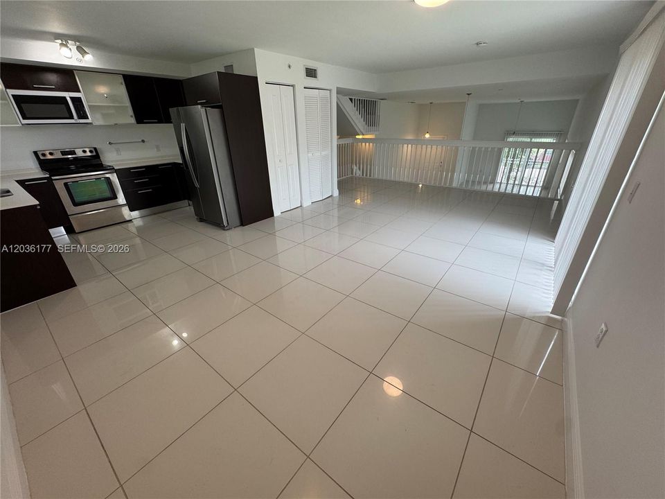 For Sale: $639,000 (3 beds, 2 baths, 2150 Square Feet)