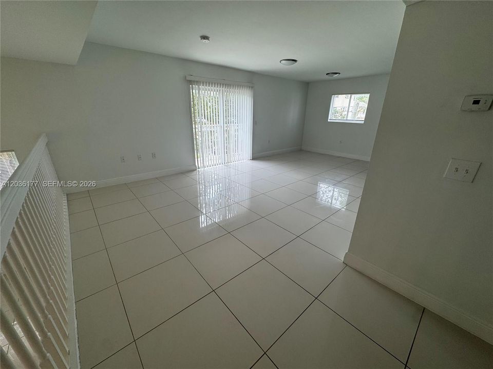 For Sale: $639,000 (3 beds, 2 baths, 2150 Square Feet)