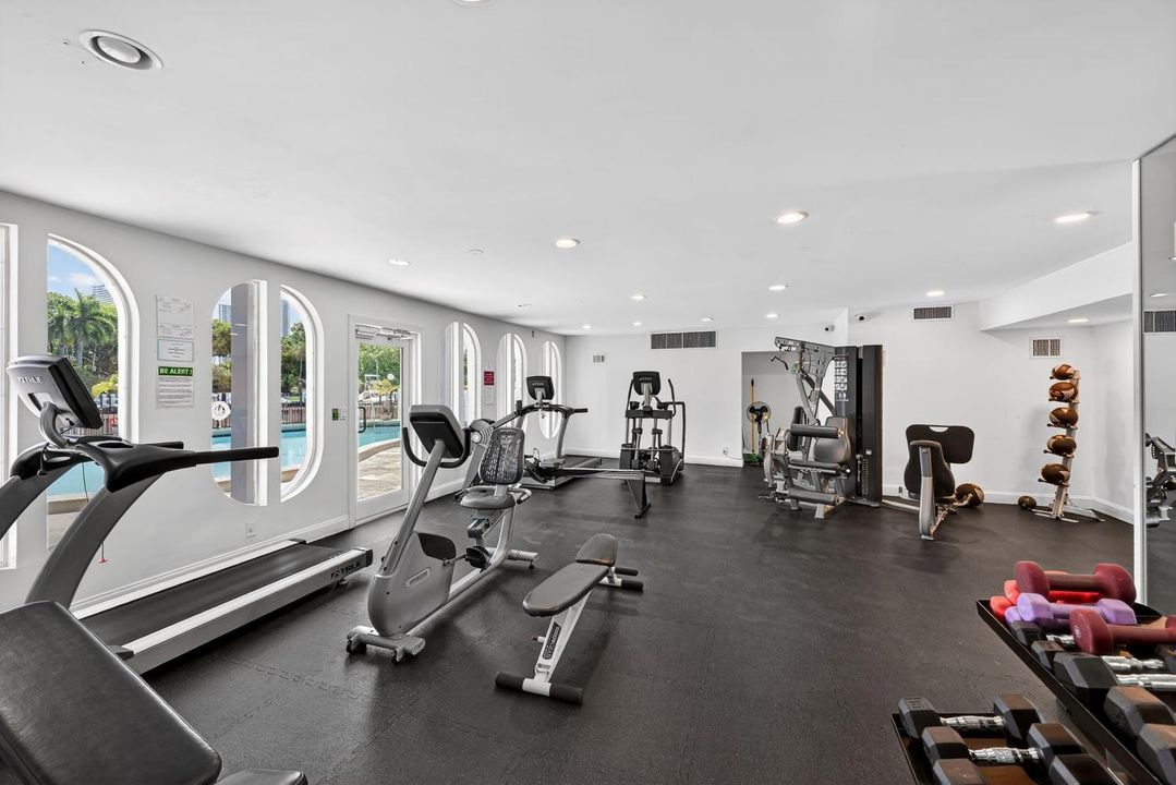 400 Diplomat Parkway-large-009-010-0009-