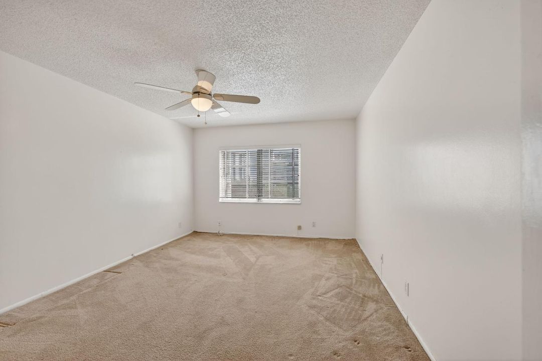 400 Diplomat Parkway-large-004-004-0004-