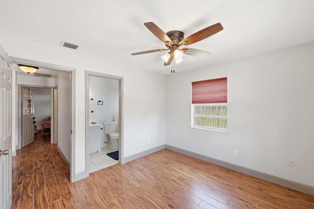 Primary BR -Dual Closets