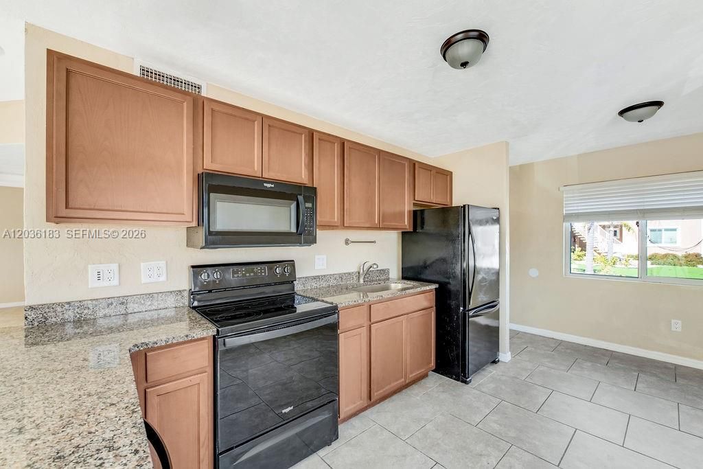 For Rent: $1,650 (2 beds, 1 baths, 0 Square Feet)
