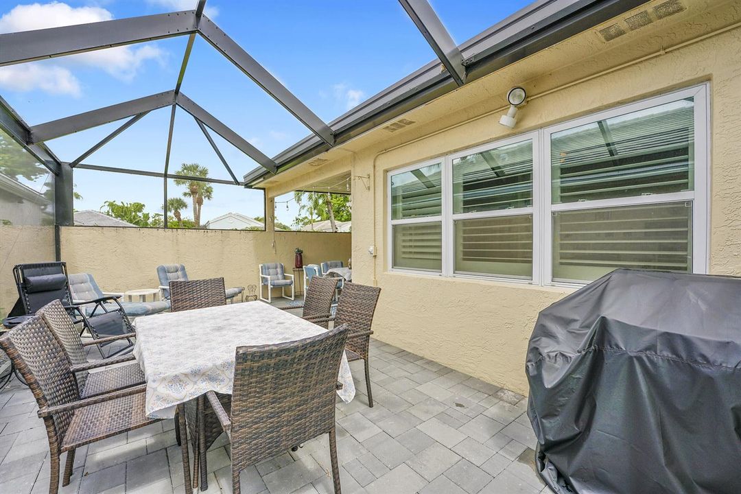 Screened in Patio