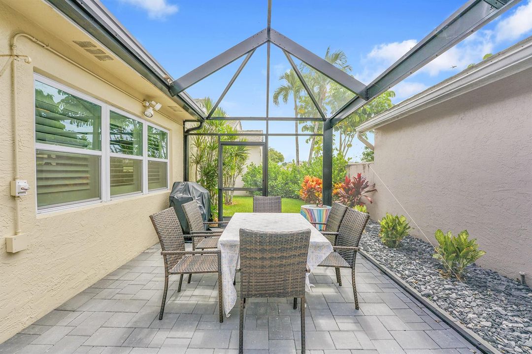 Screened in Patio