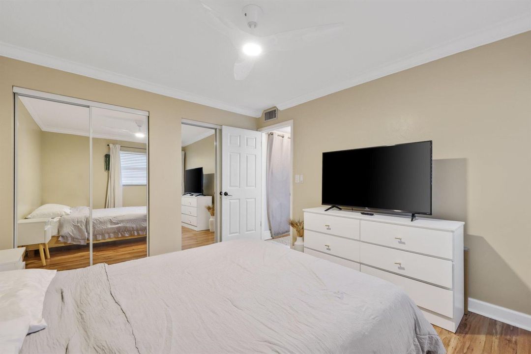 2700 Fiore 2020 Way 202 - 30.jpg-SMALL