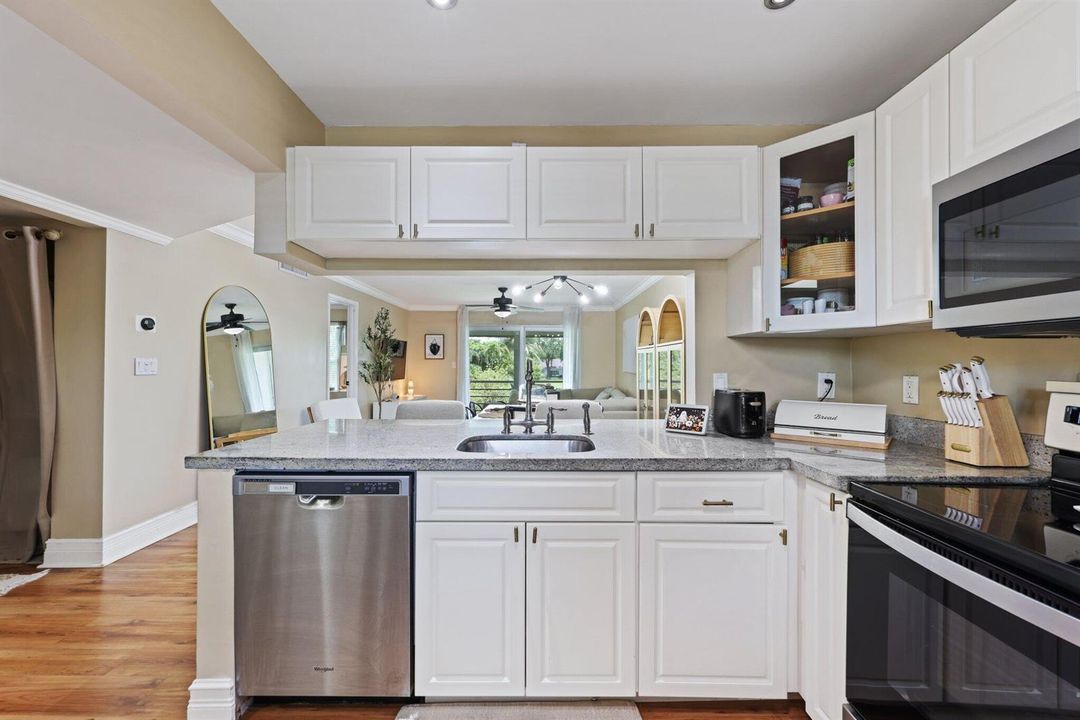 2700 Fiore 2020 Way 202 - 11.jpg-SMALL