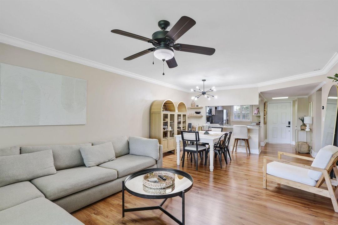2700 Fiore 2020 Way 202 - 4.jpg-SMALL